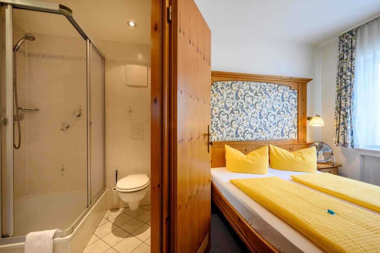 Hotel Goldener Hirsch Friedrichshafen Eksteriør billede