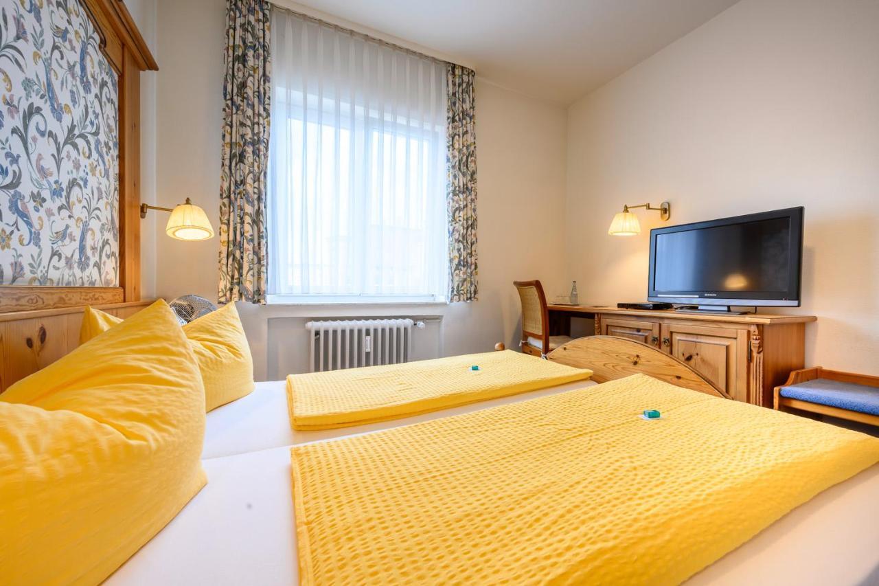 Hotel Goldener Hirsch Friedrichshafen Eksteriør billede